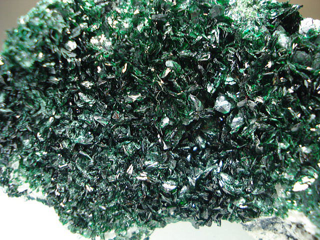Malachite crystals　孔雀石結晶